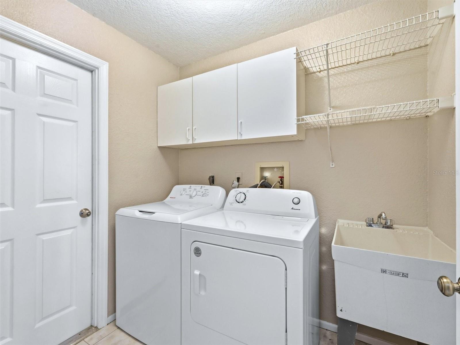 ROTONDA WEST BROADMOOR - Residential