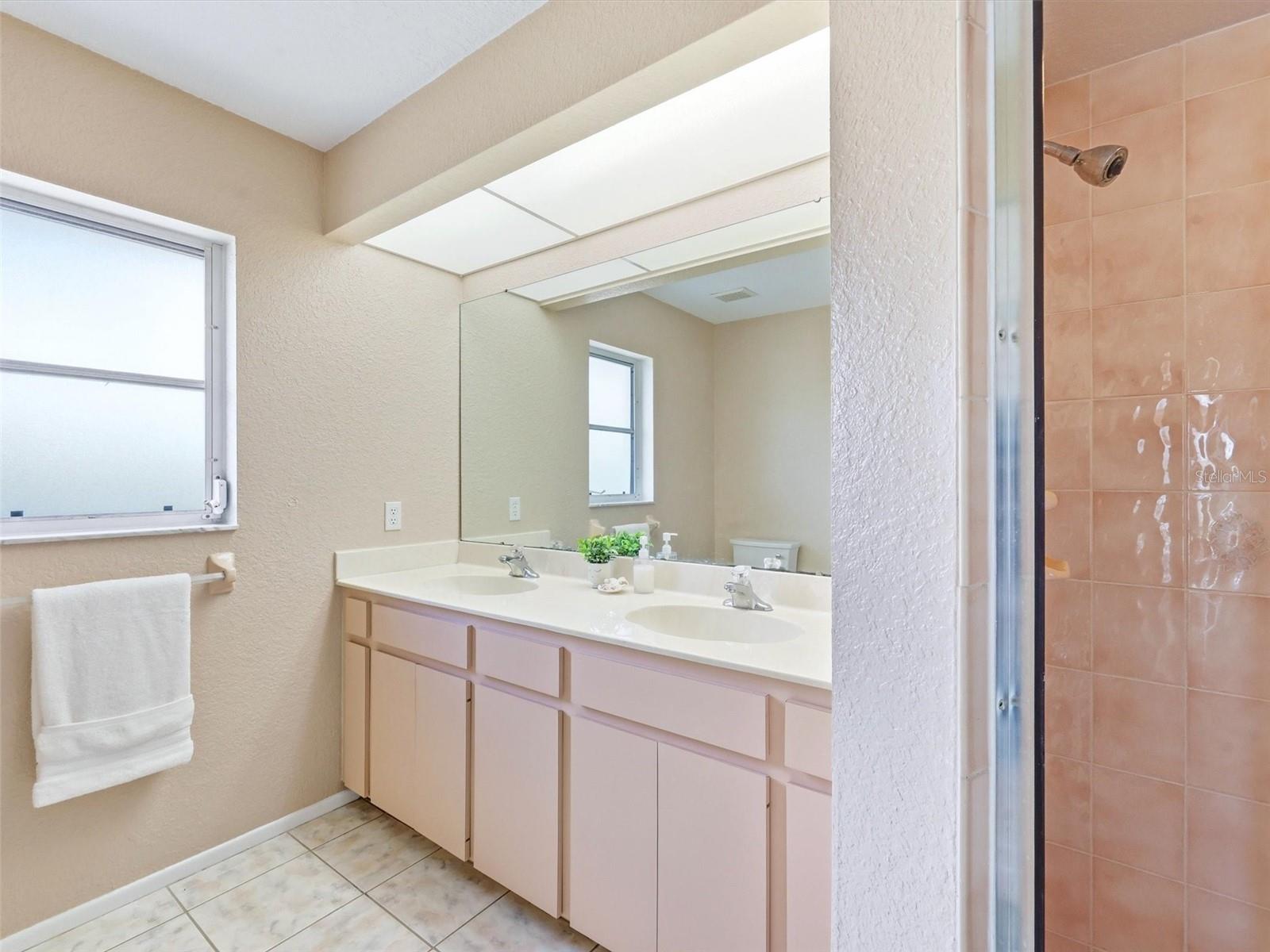 ROTONDA WEST BROADMOOR - Residential