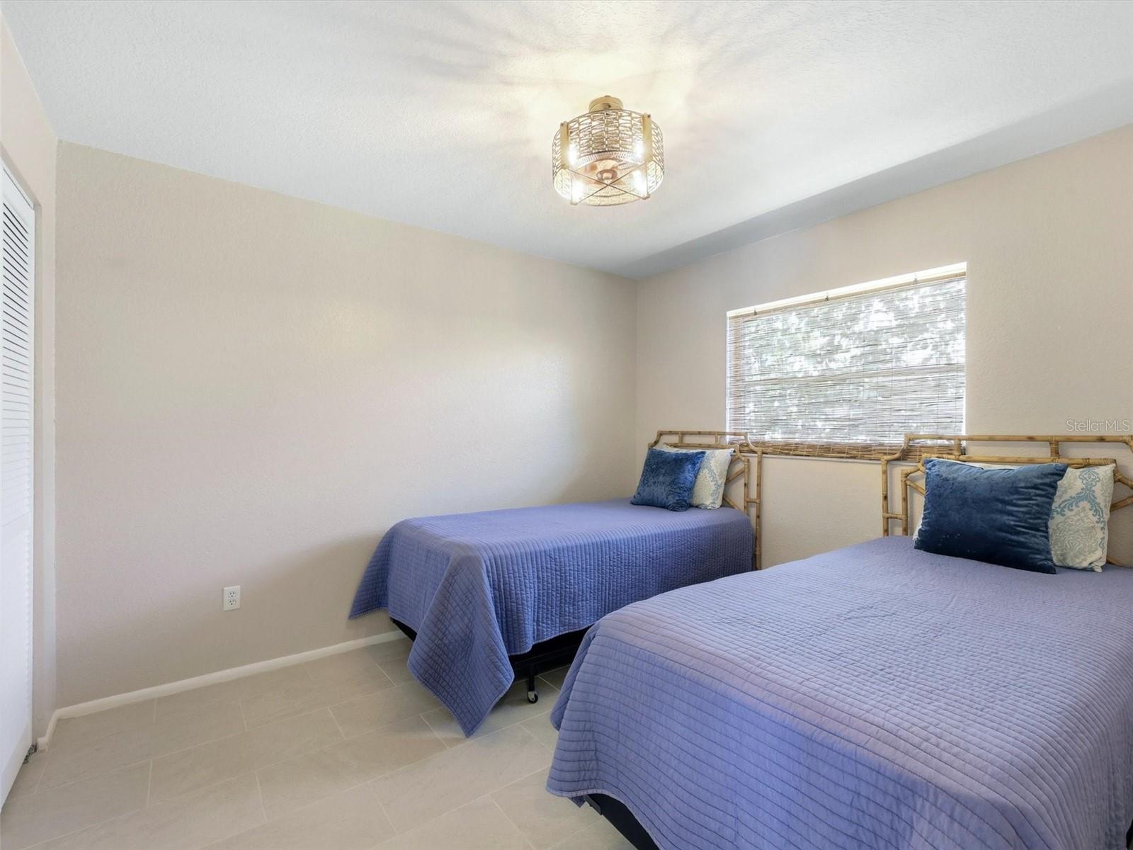 ROTONDA WEST BROADMOOR - Residential