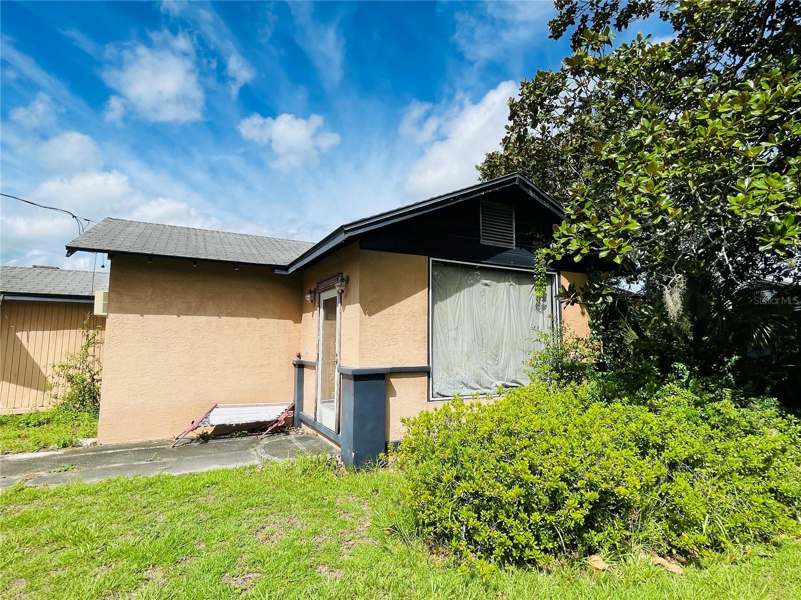 PINEFIELD - Commercial Sale