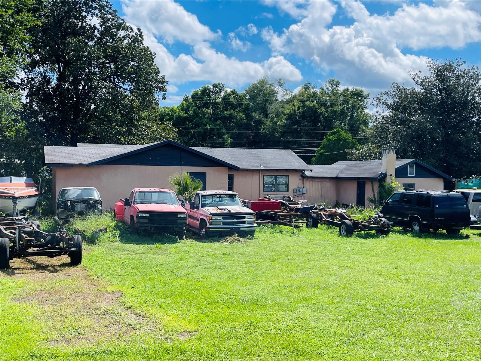 PINEFIELD - Commercial Sale
