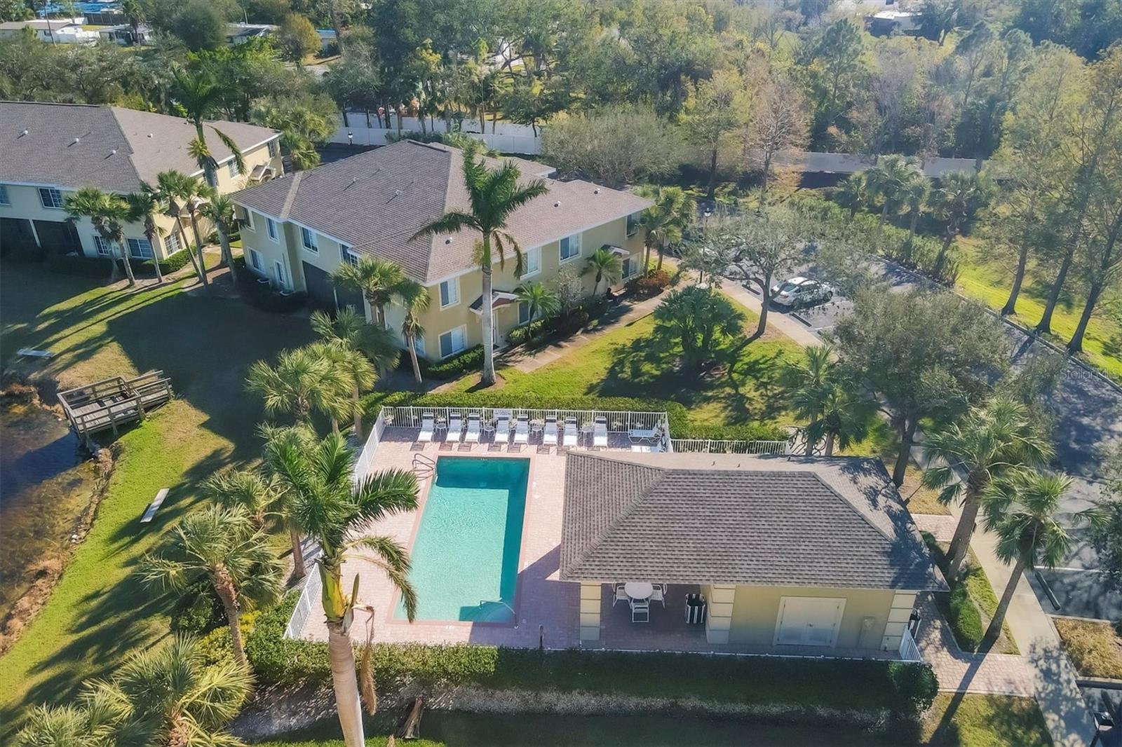 LAKESIDE VILLAGE TOWNHOME - Residential