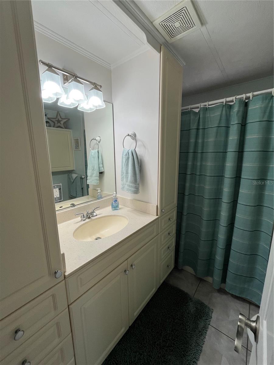 VENICE ISLE - Residential