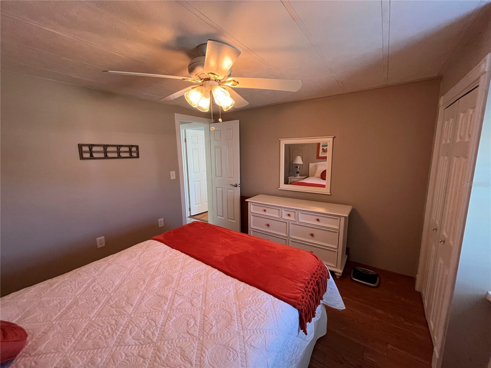 VENICE ISLE - Residential