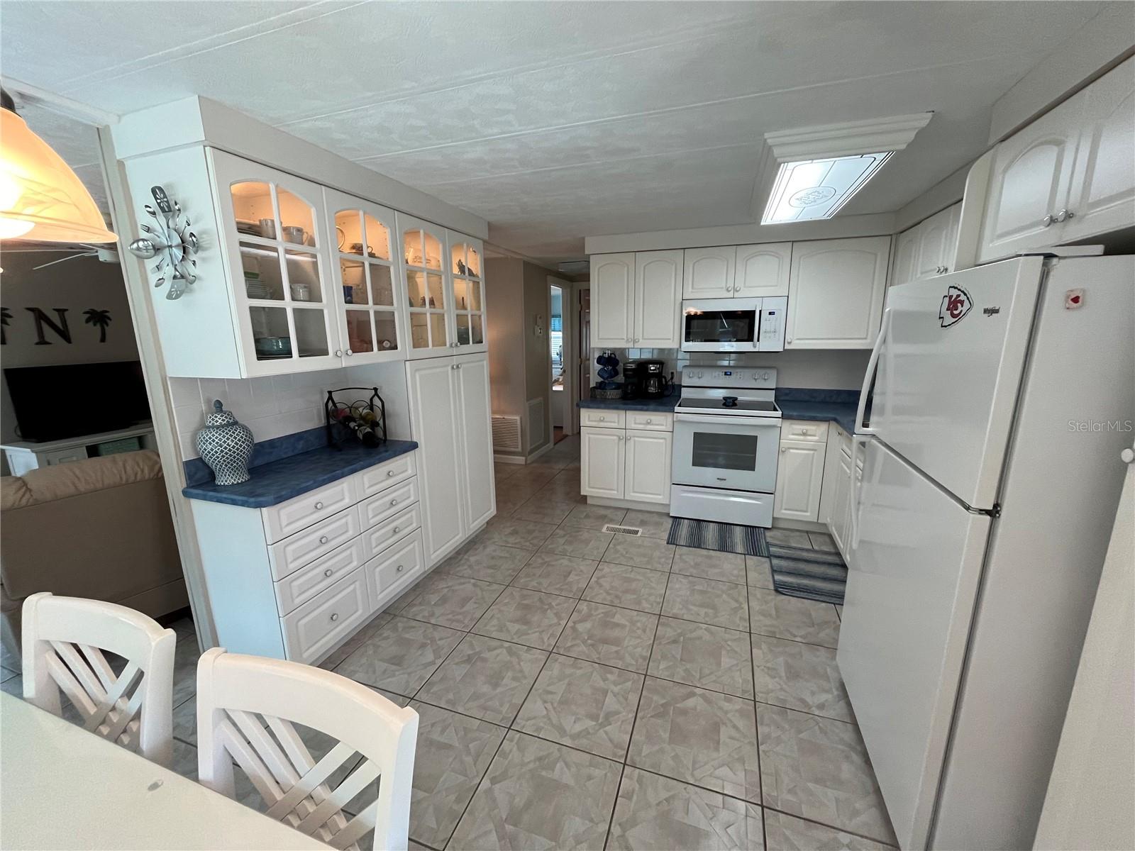 VENICE ISLE - Residential