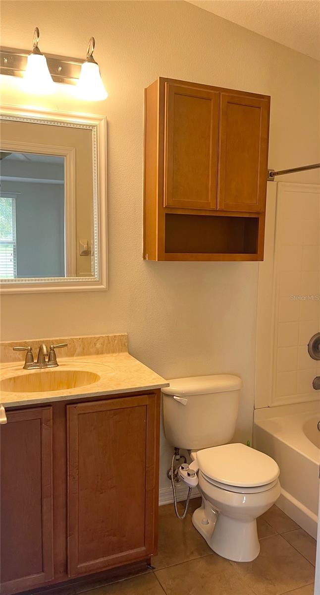 COUNTRY WALK INCREMENT A PH 1 - Residential Lease