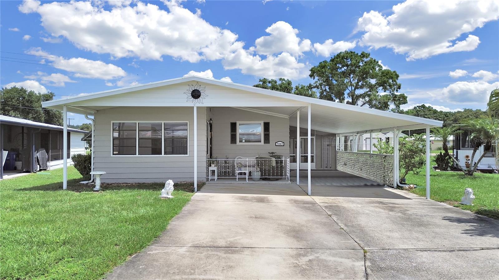 View LAKELAND, FL 33810 mobile home