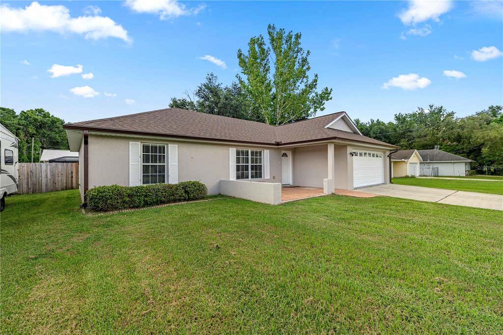 Photo of 36 Almond Drive, Ocala, FL 34472 (MLS # OM728677)