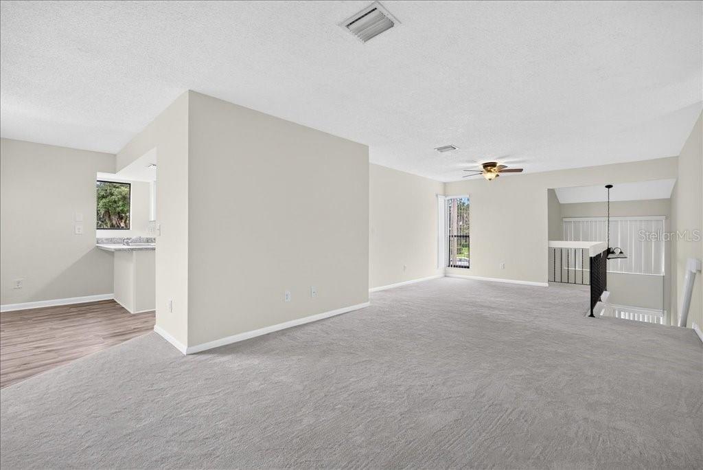22 OXFORD LANE 22 - Photo 2