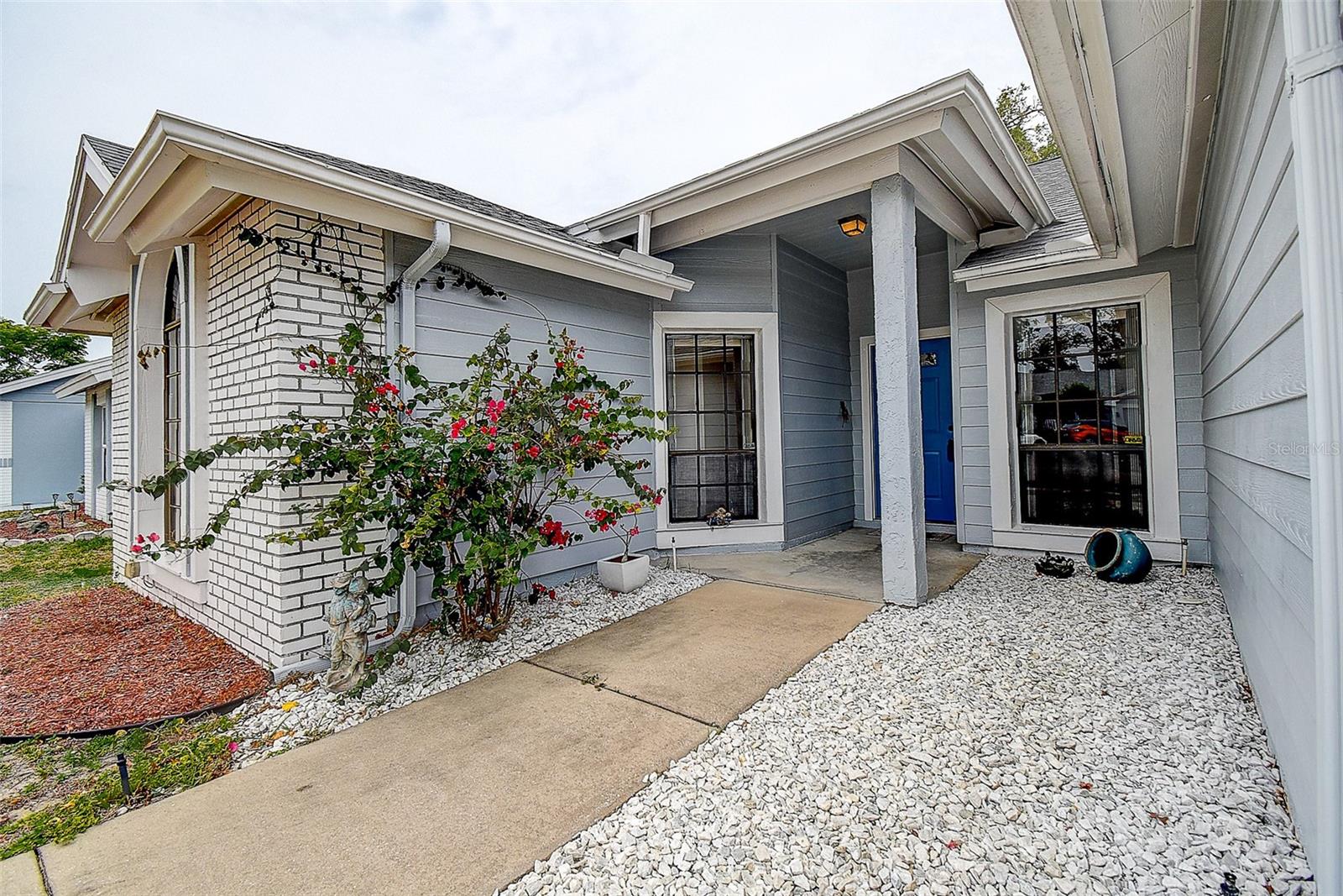 8913 WELSH WAY