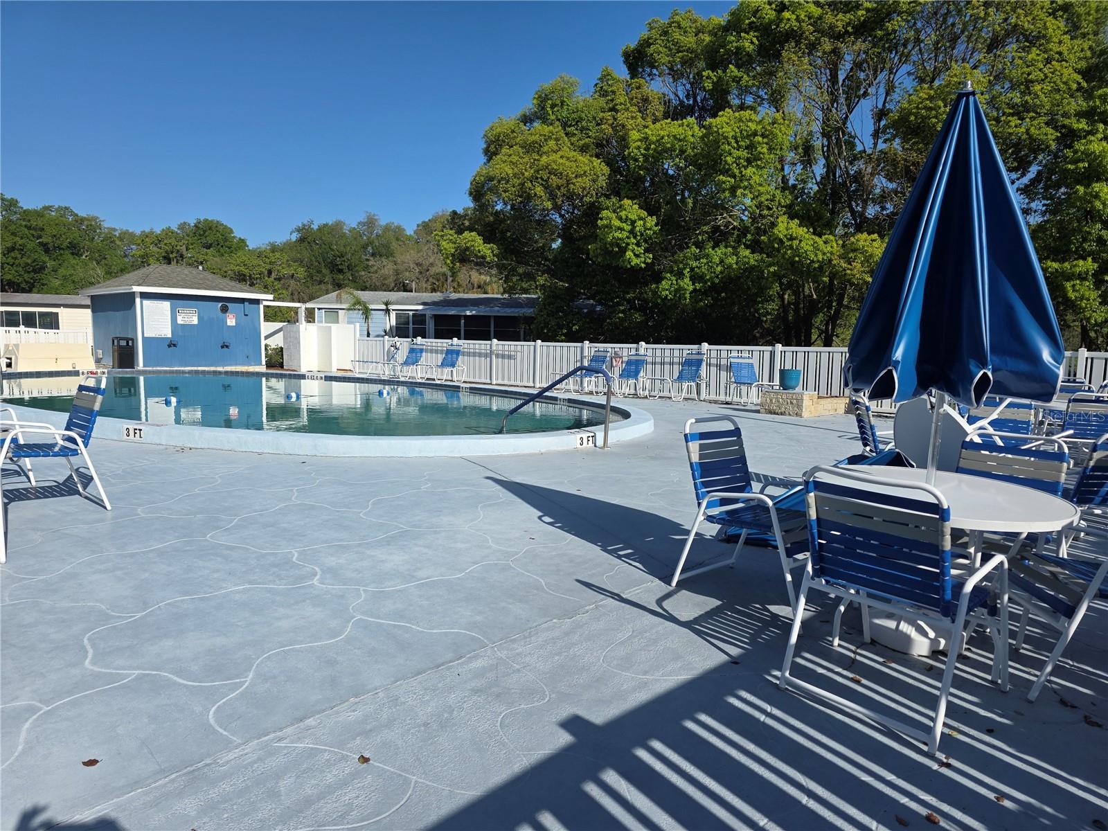 HIDDEN HILLS - Residential