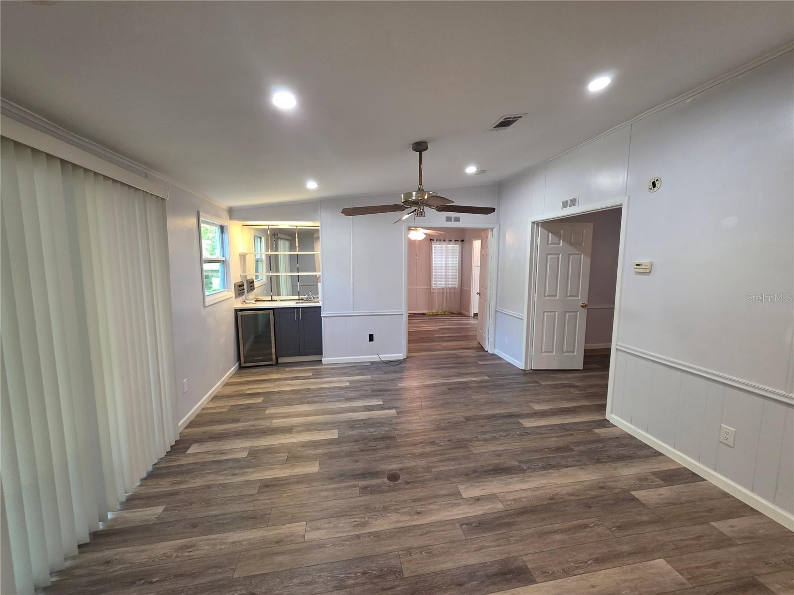 HIDDEN HILLS - Residential