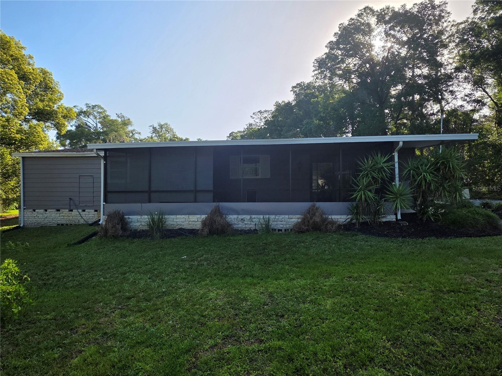 HIDDEN HILLS - Residential