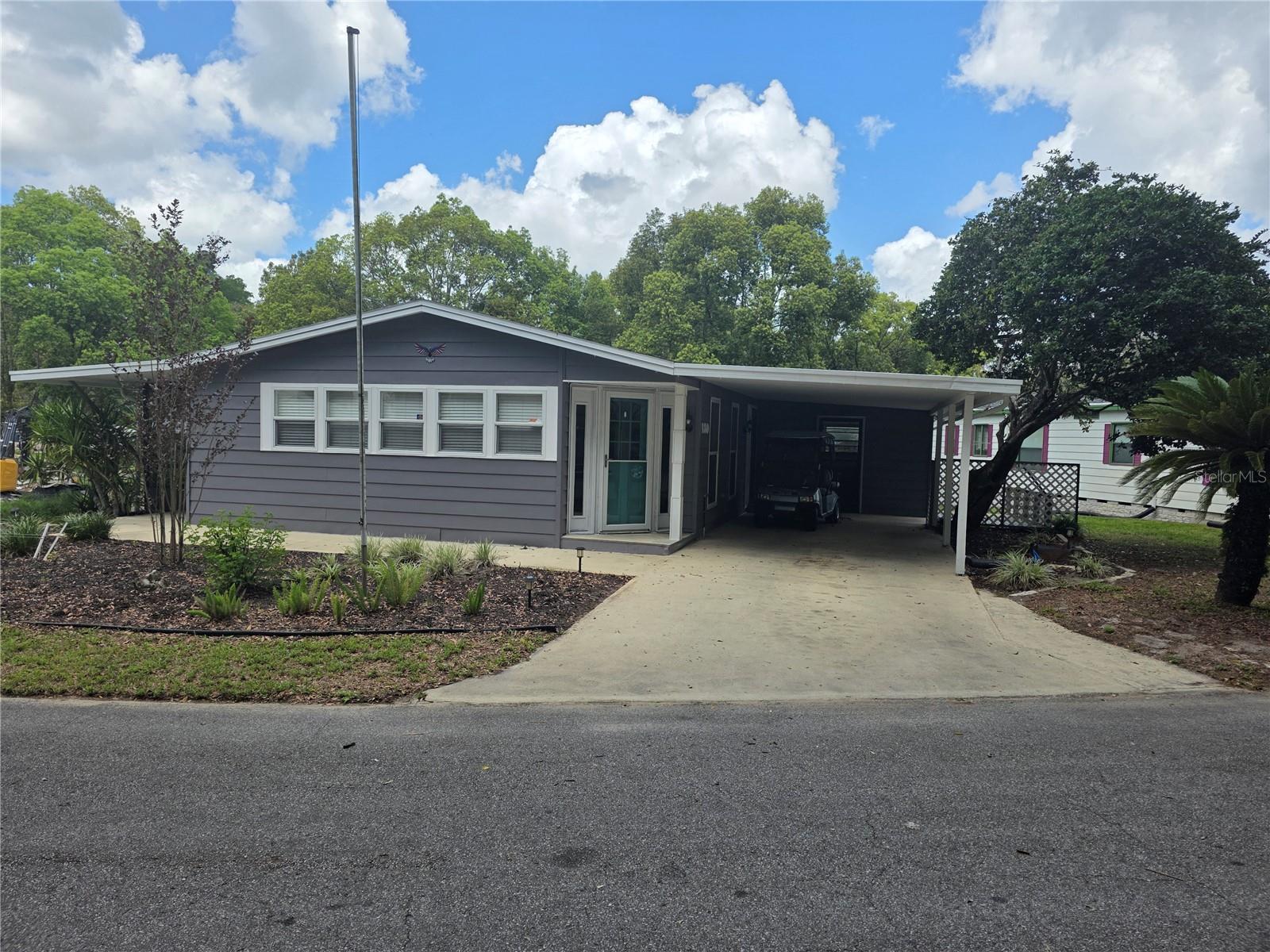 HIDDEN HILLS - Residential