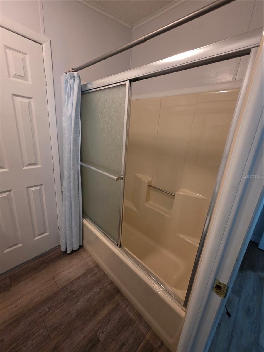 HIDDEN HILLS - Residential