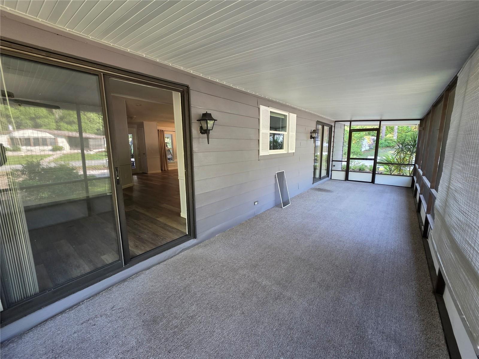 HIDDEN HILLS - Residential