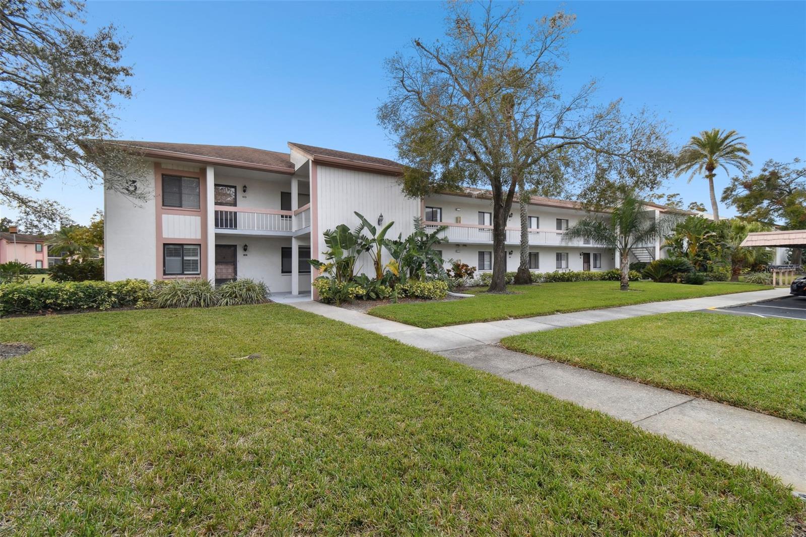 130 LAKEVIEW WAY 130