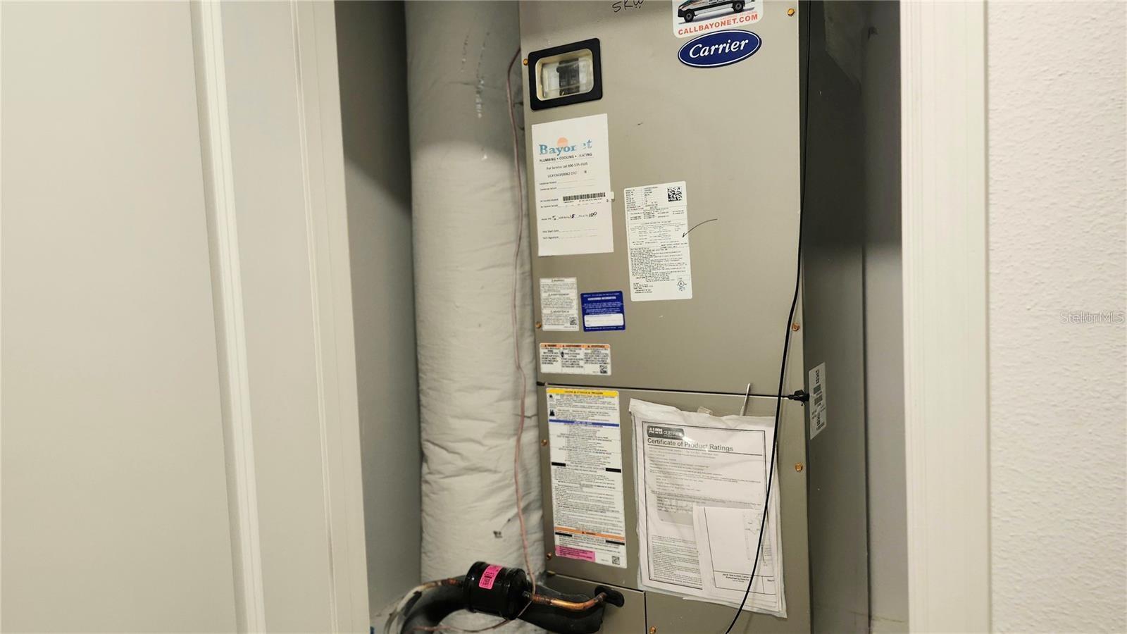 TOWNES/LK THOMAS PH 1 - Residential Lease