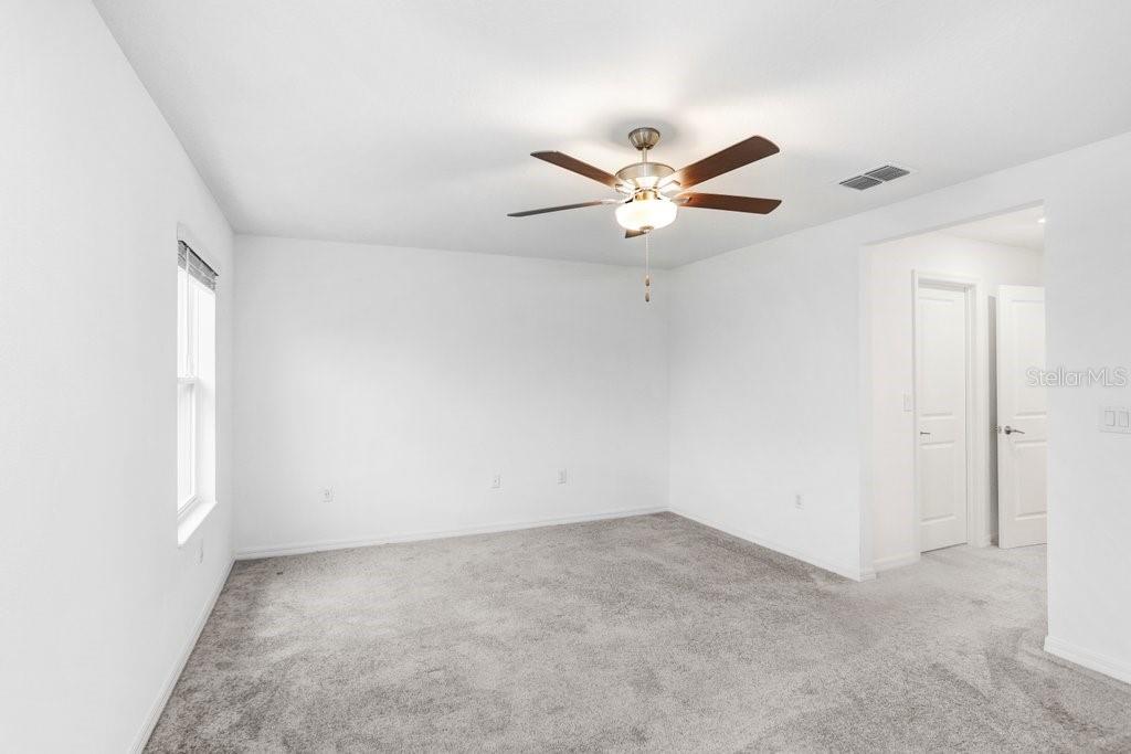 TOWNES/LK THOMAS PH 1 - Residential Lease