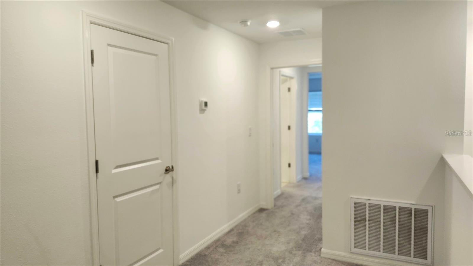 TOWNES/LK THOMAS PH 1 - Residential Lease