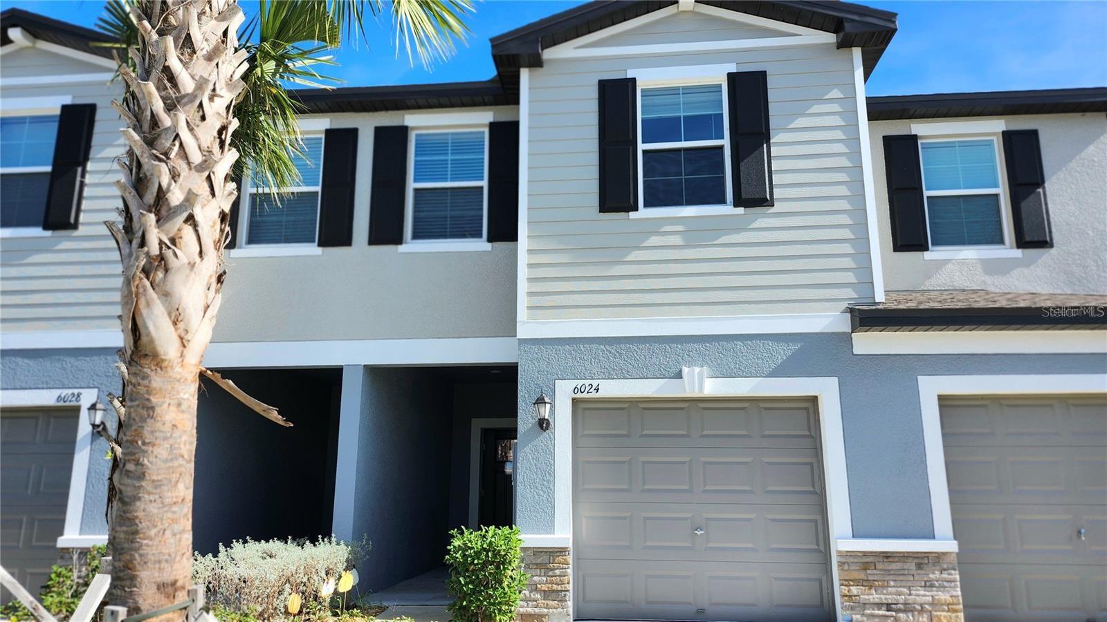 TOWNES/LK THOMAS PH 1 - Residential Lease