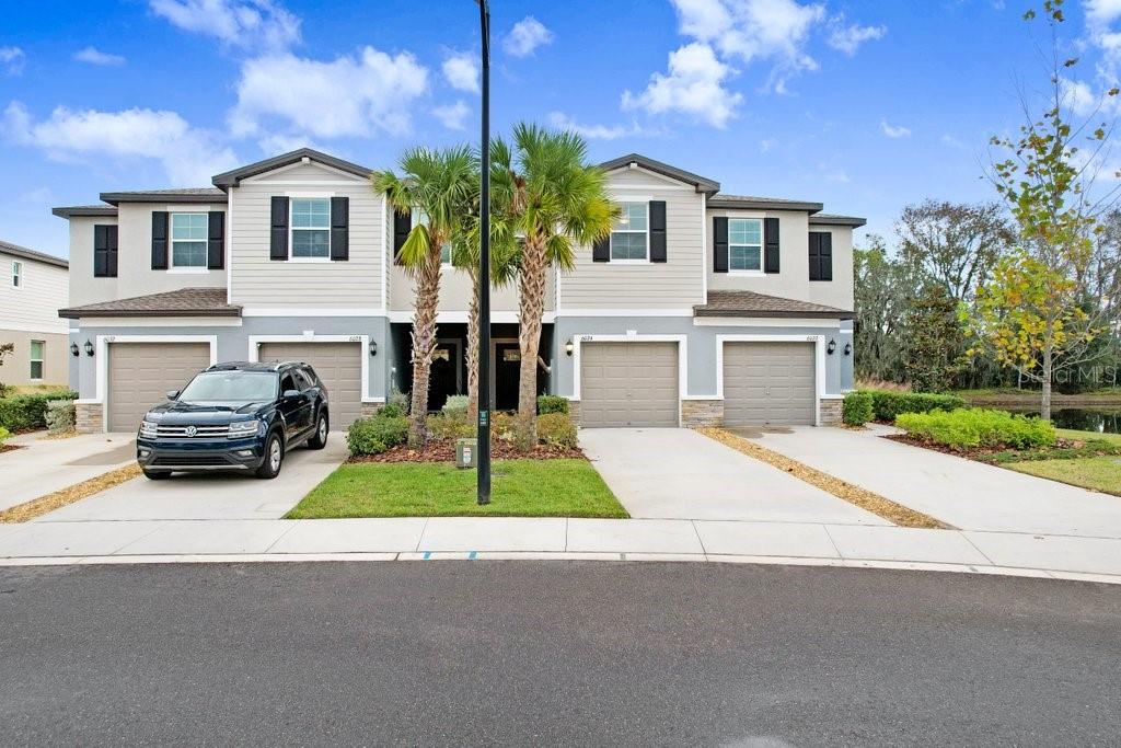 TOWNES/LK THOMAS PH 1 - Residential Lease