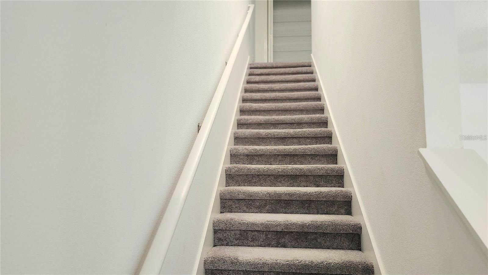 TOWNES/LK THOMAS PH 1 - Residential Lease