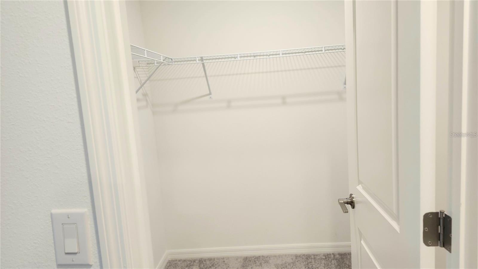 TOWNES/LK THOMAS PH 1 - Residential Lease