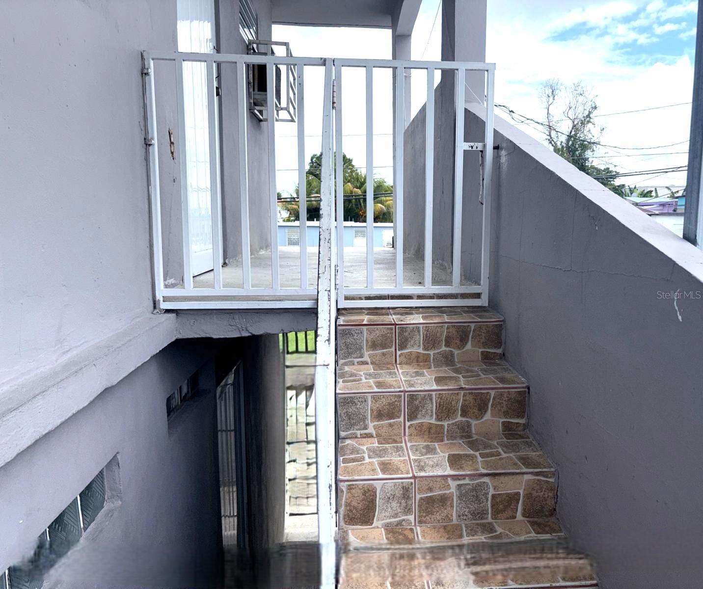 DOWNTOWN CAGUAS - Residential