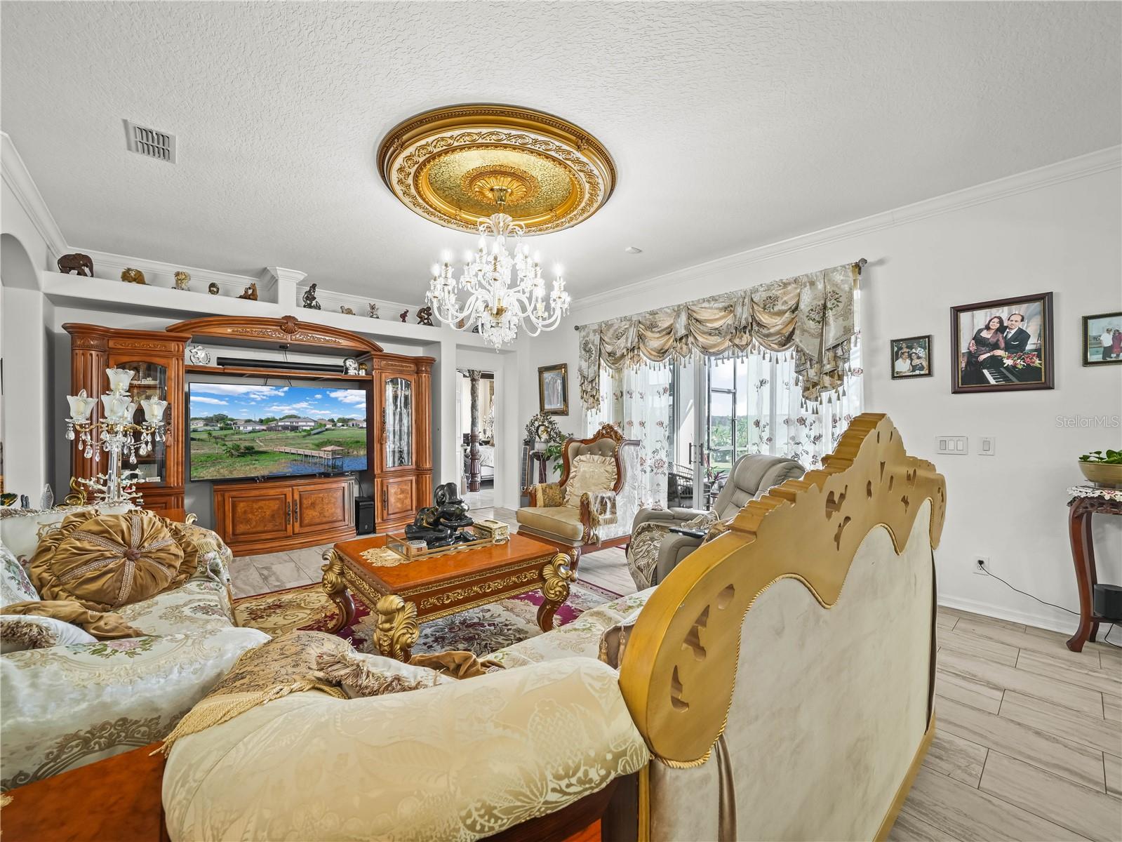 BROOKSHIRE - Residential