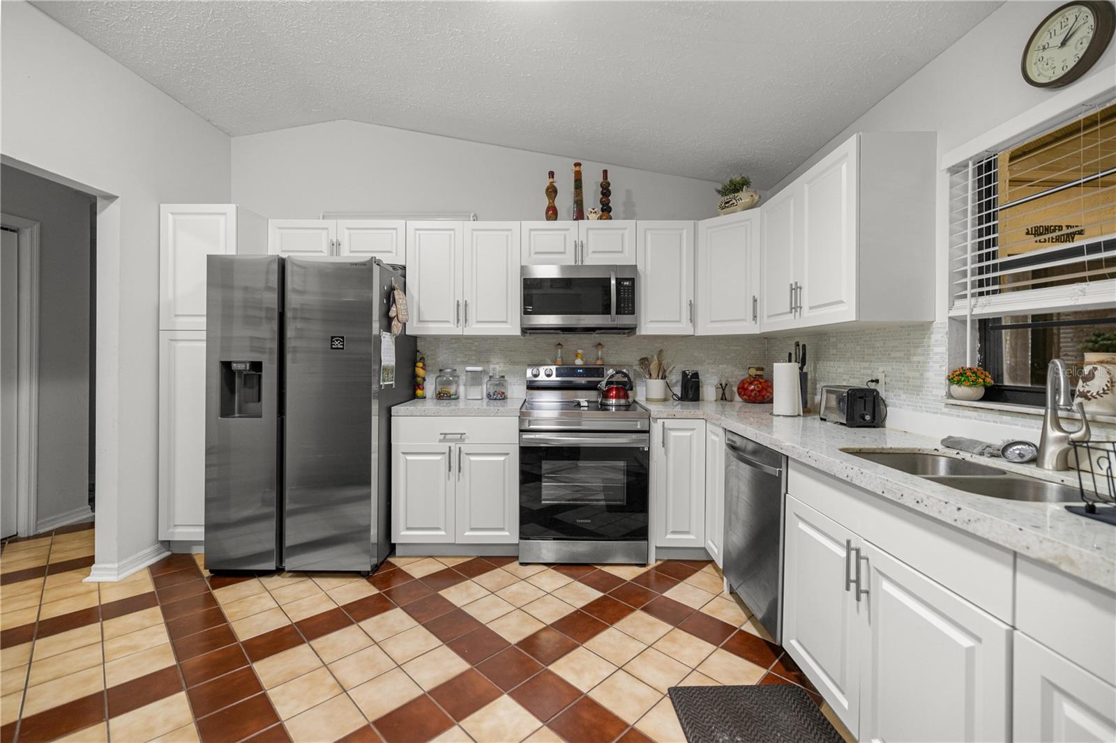 CITRUS HILLS 1ST ADD - Residential