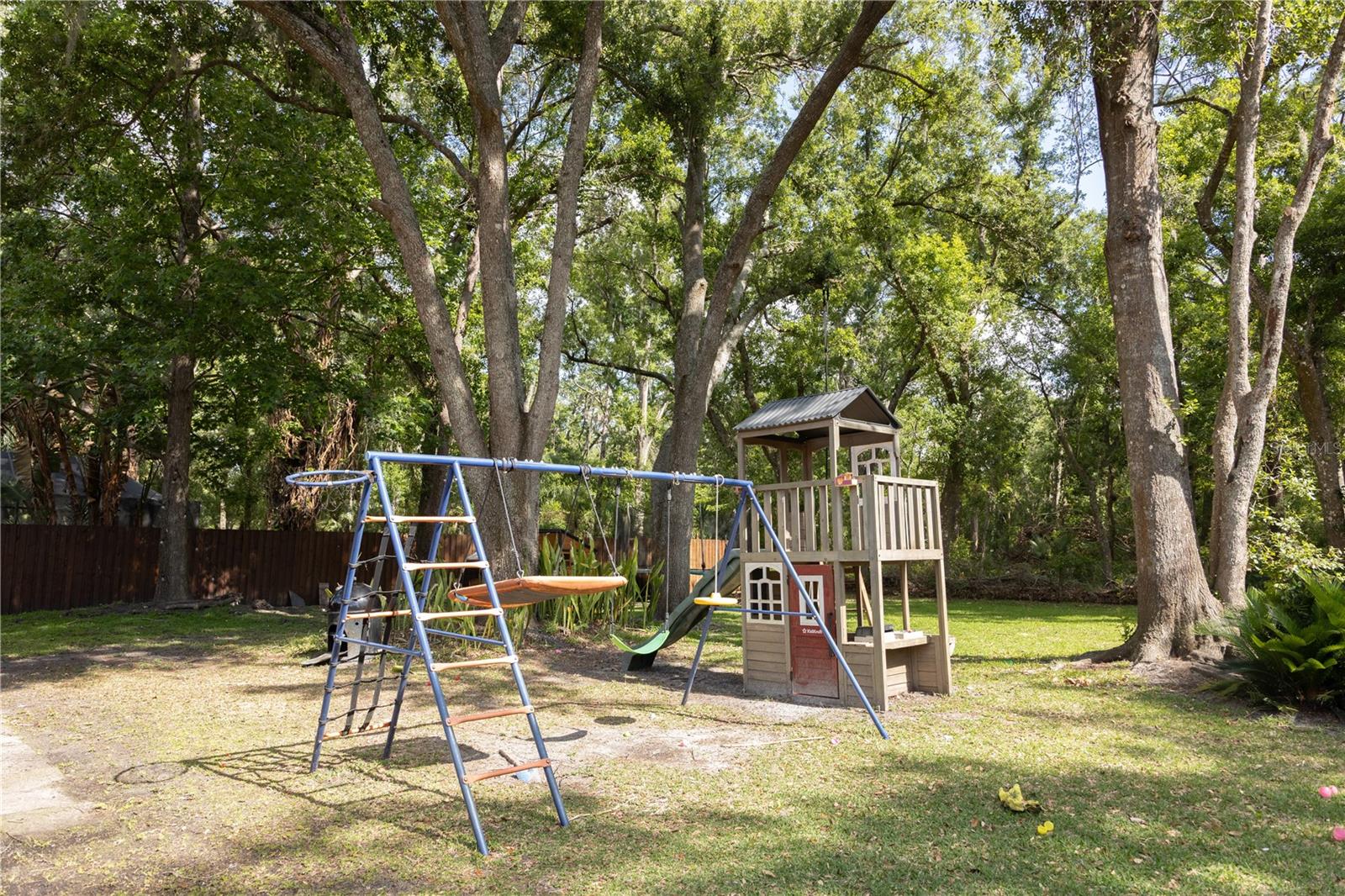 WYNDGATE - Residential