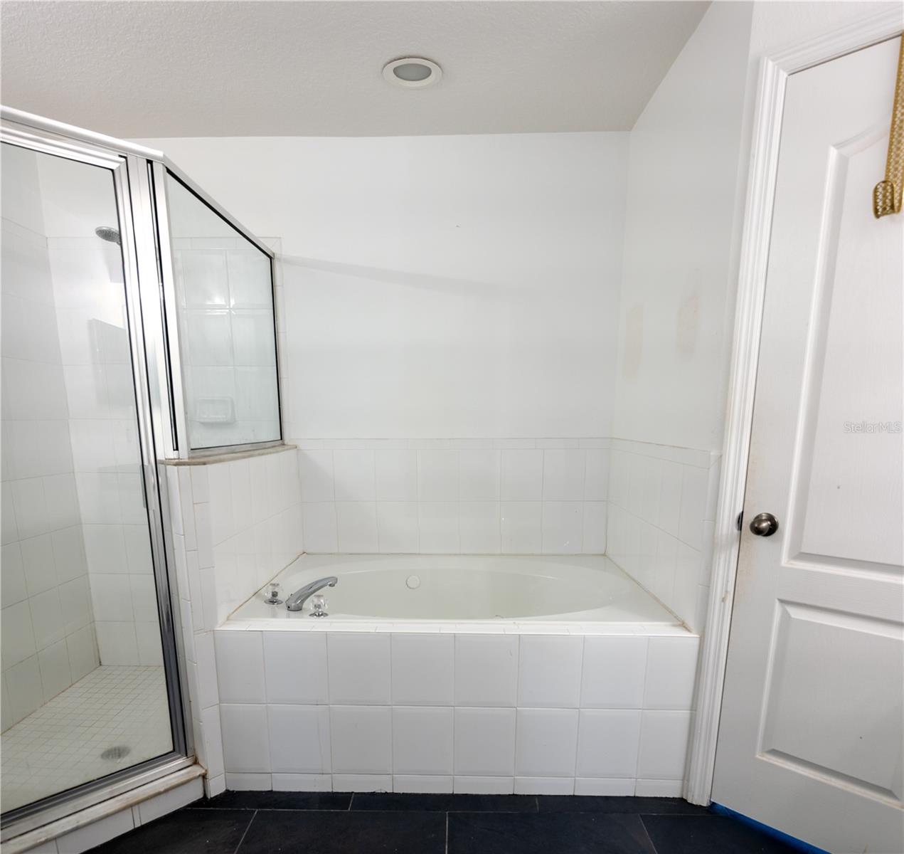 WYNDGATE - Residential