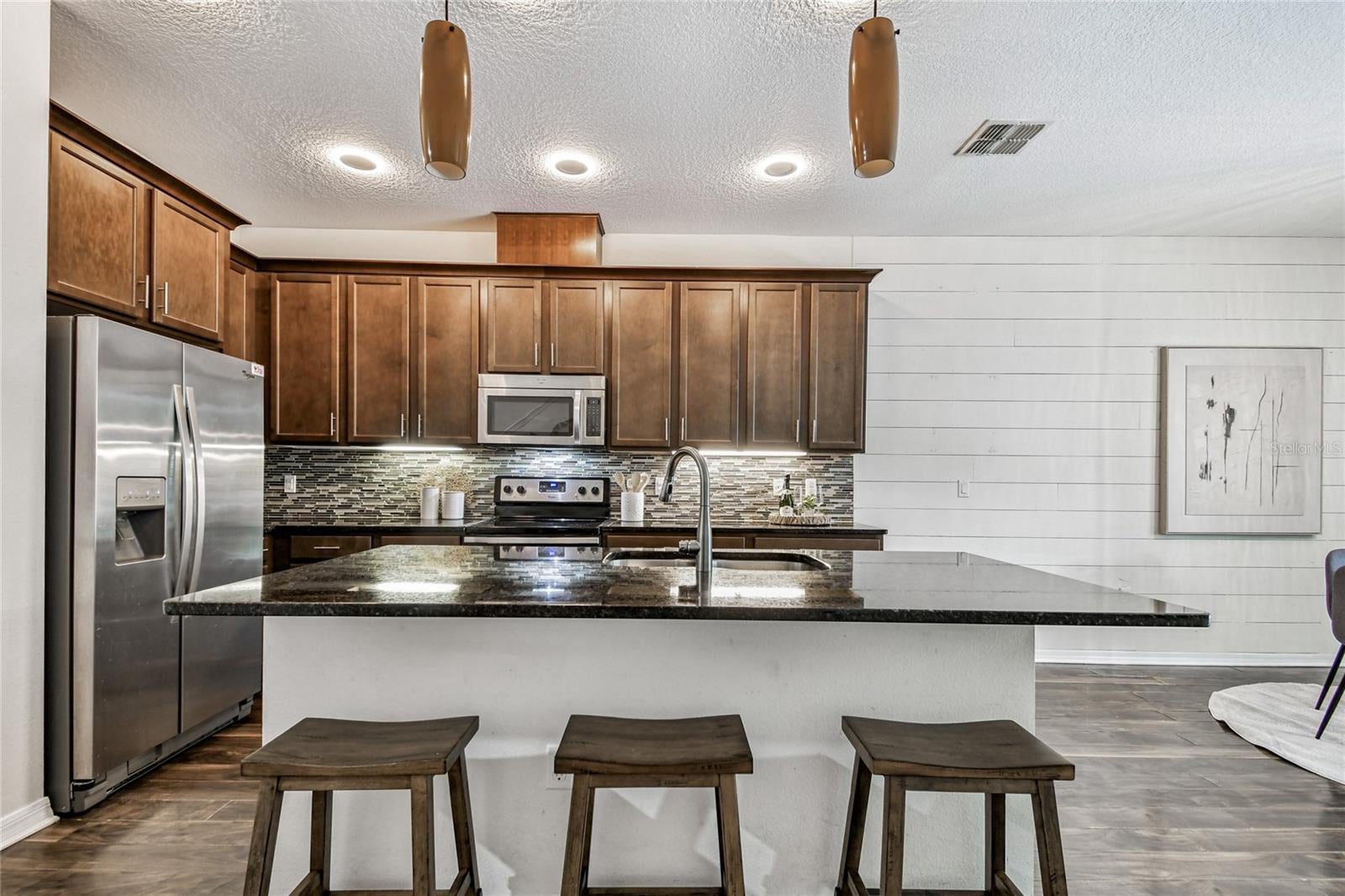 2641 RIVER LANDING DRIVE