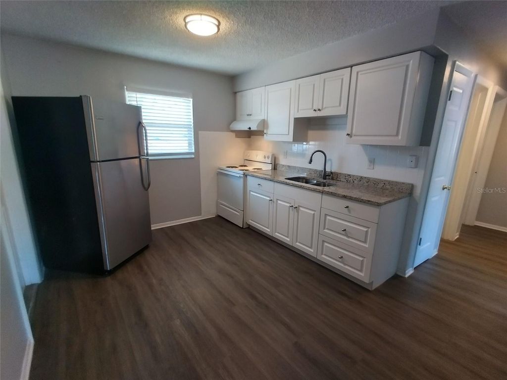 Photo of 1388 Robin Hood Lane #1141-B, Dunedin, FL 34698 (MLS # TB8498158)