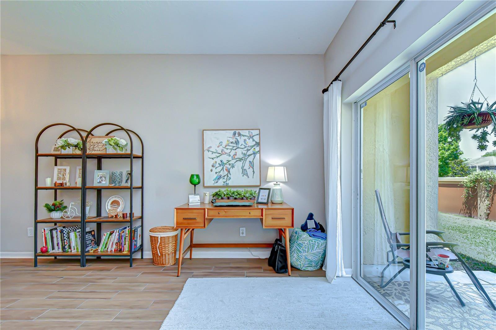 BALLANTRAE VILLAGE 01 - Residential