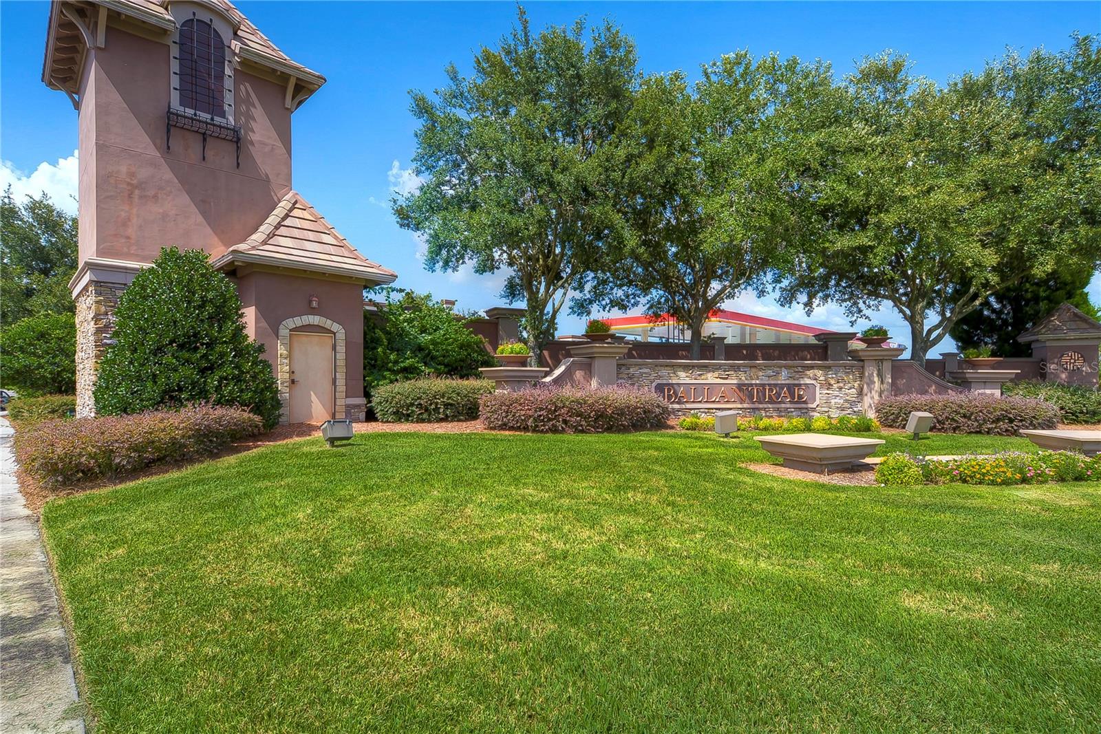 BALLANTRAE VILLAGE 01 - Residential