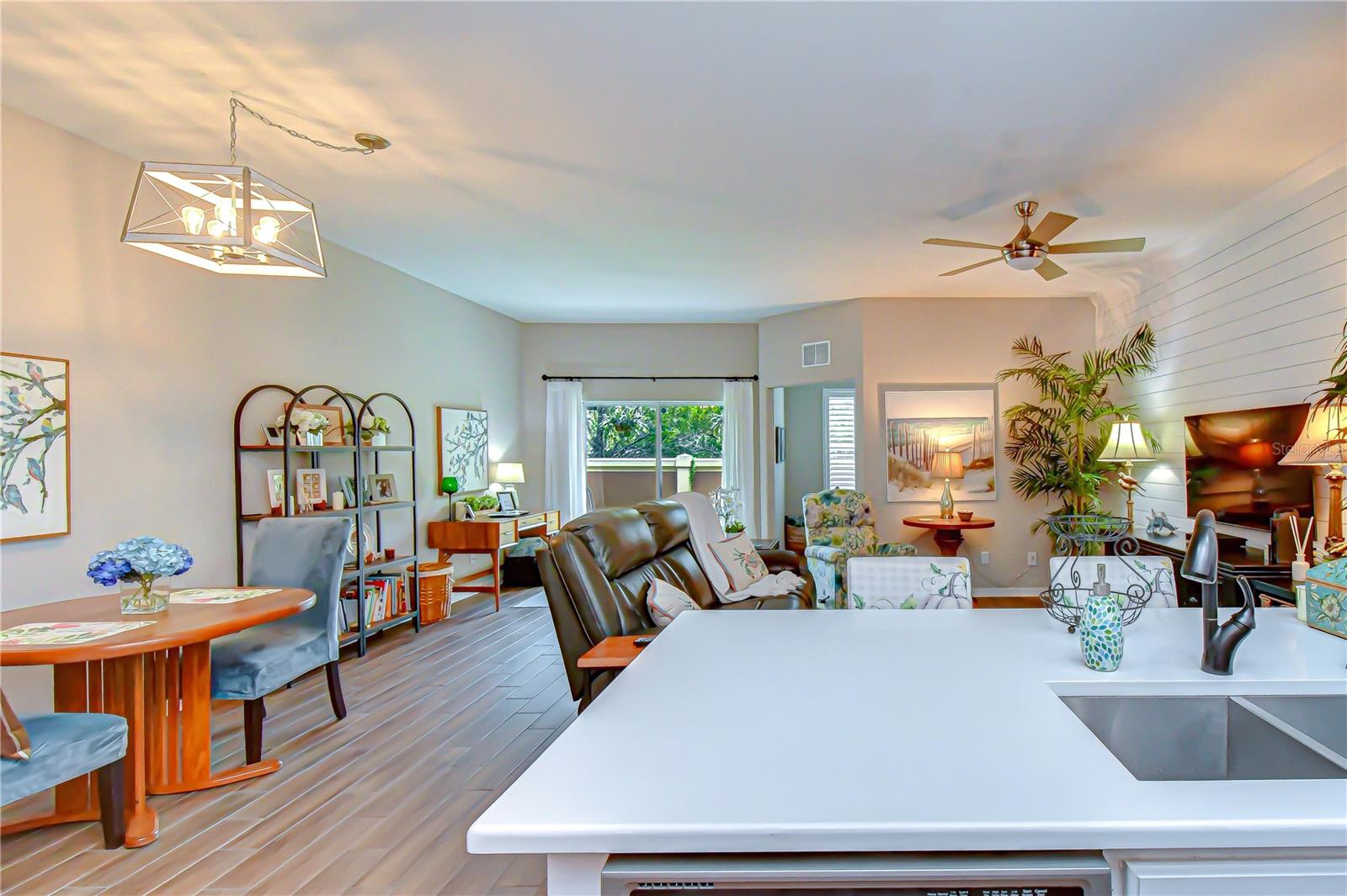 BALLANTRAE VILLAGE 01 - Residential