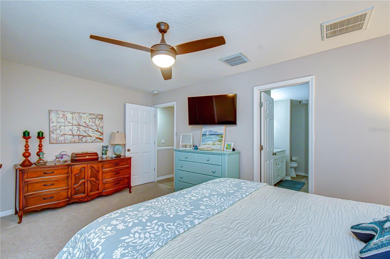 BALLANTRAE VILLAGE 01 - Residential