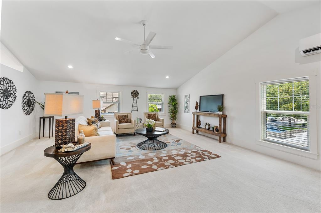 HARTLAND PARK - Residential