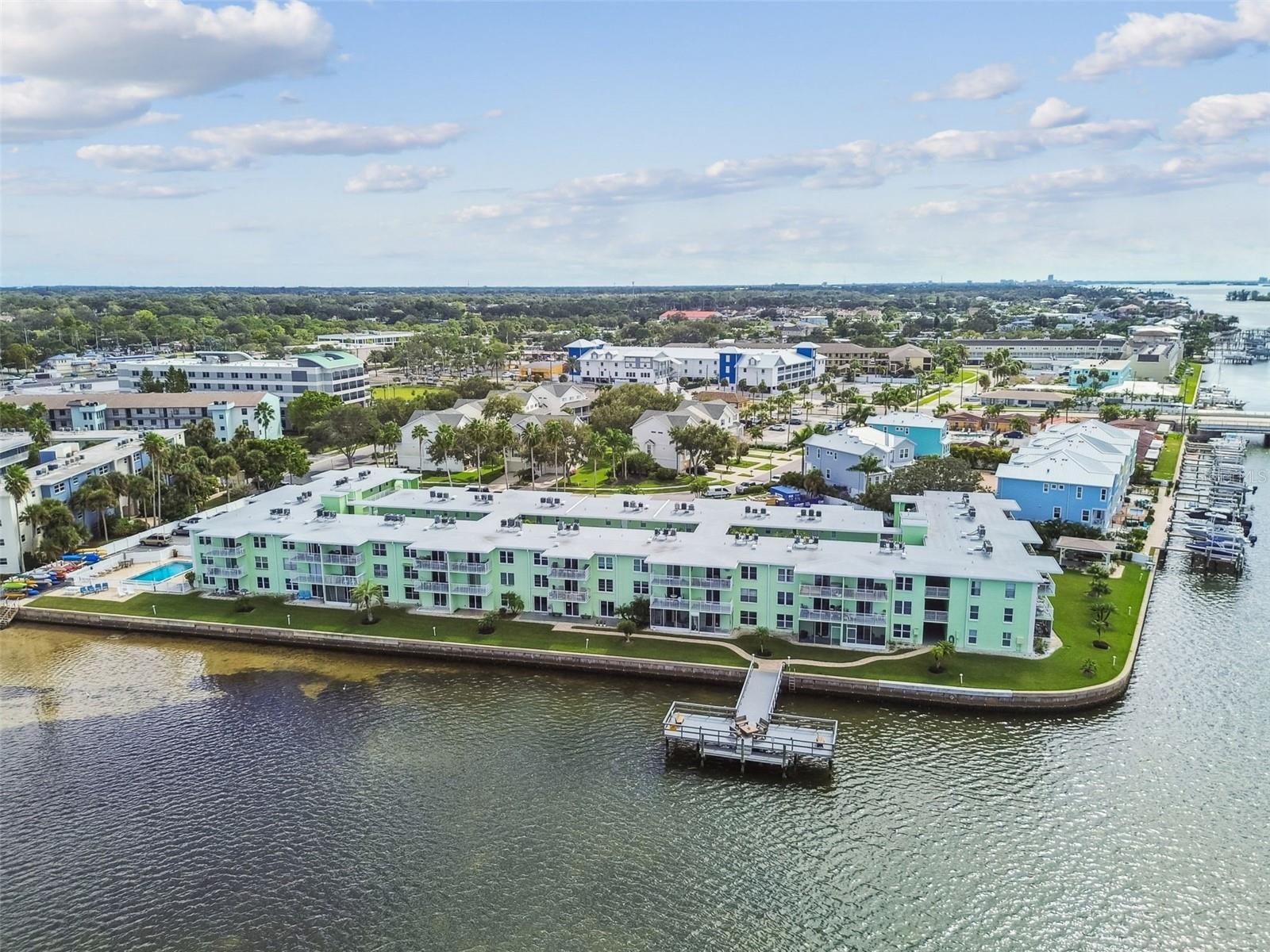 DOLPHIN POINTE OF DUNEDIN CONDO - Residential