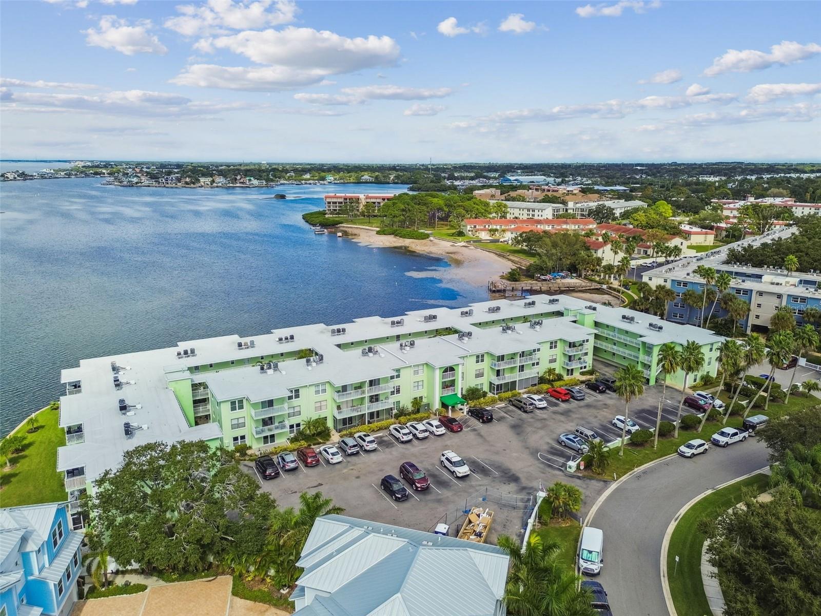 DOLPHIN POINTE OF DUNEDIN CONDO - Residential