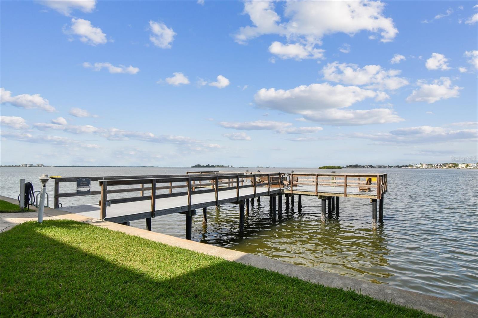 DOLPHIN POINTE OF DUNEDIN CONDO - Residential