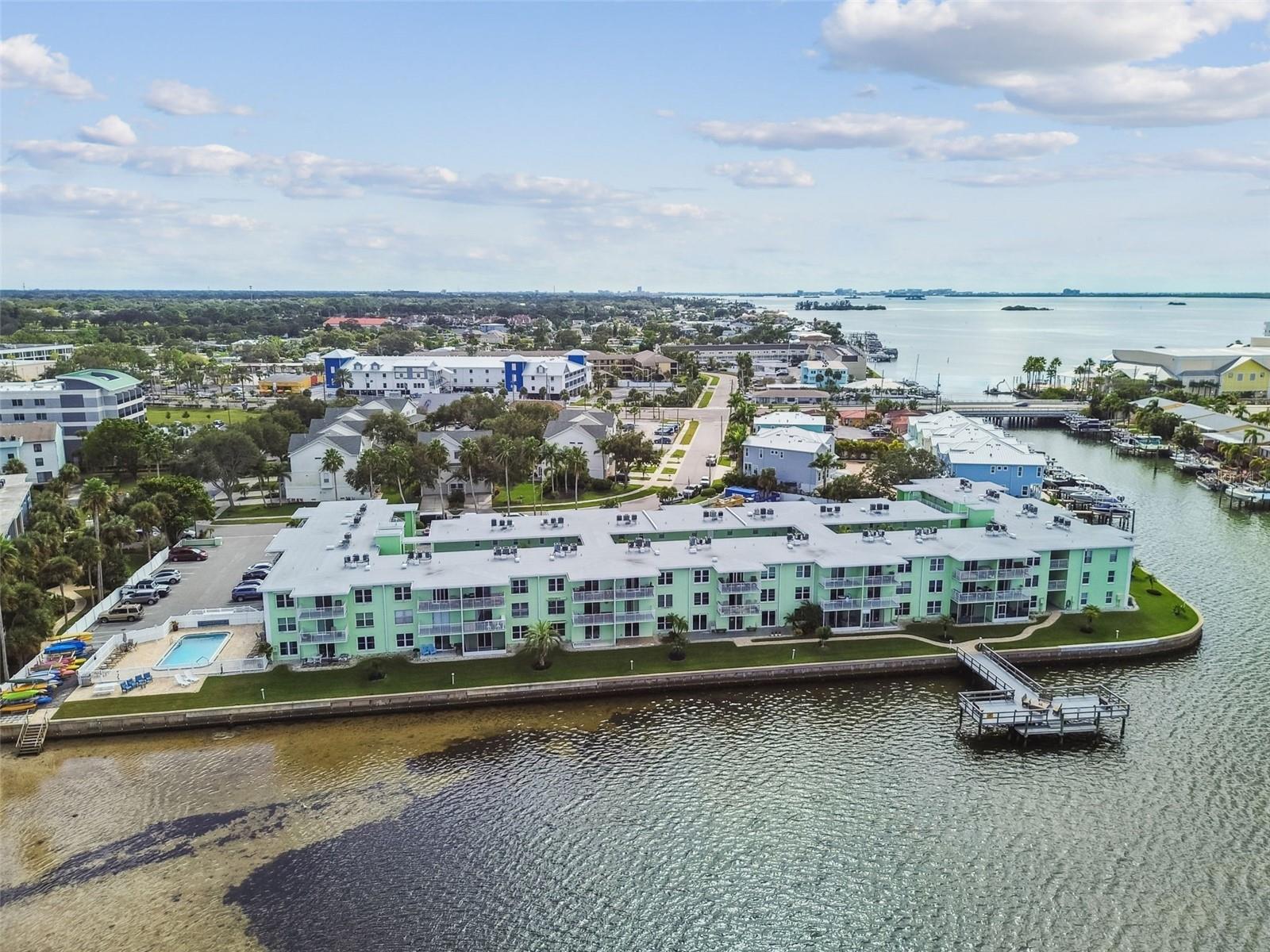 DOLPHIN POINTE OF DUNEDIN CONDO - Residential