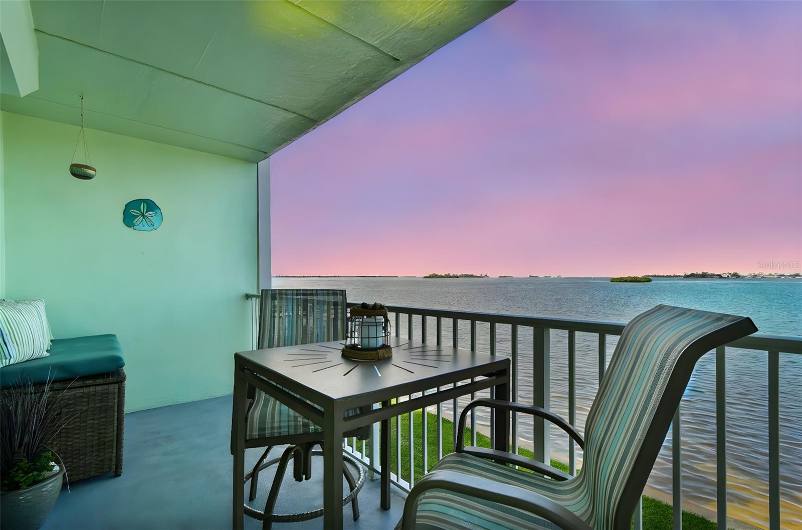 DOLPHIN POINTE OF DUNEDIN CONDO - Residential
