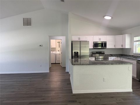 Tiny photo for 2210 SE 68th Street, Ocala, FL 34480 (MLS # OM727359)