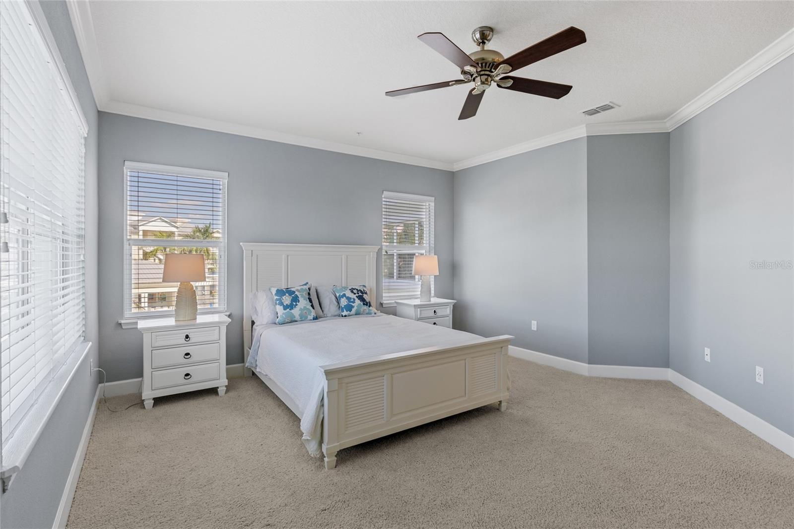 PALMA SOLA BAY CLUB PH 7 - Residential