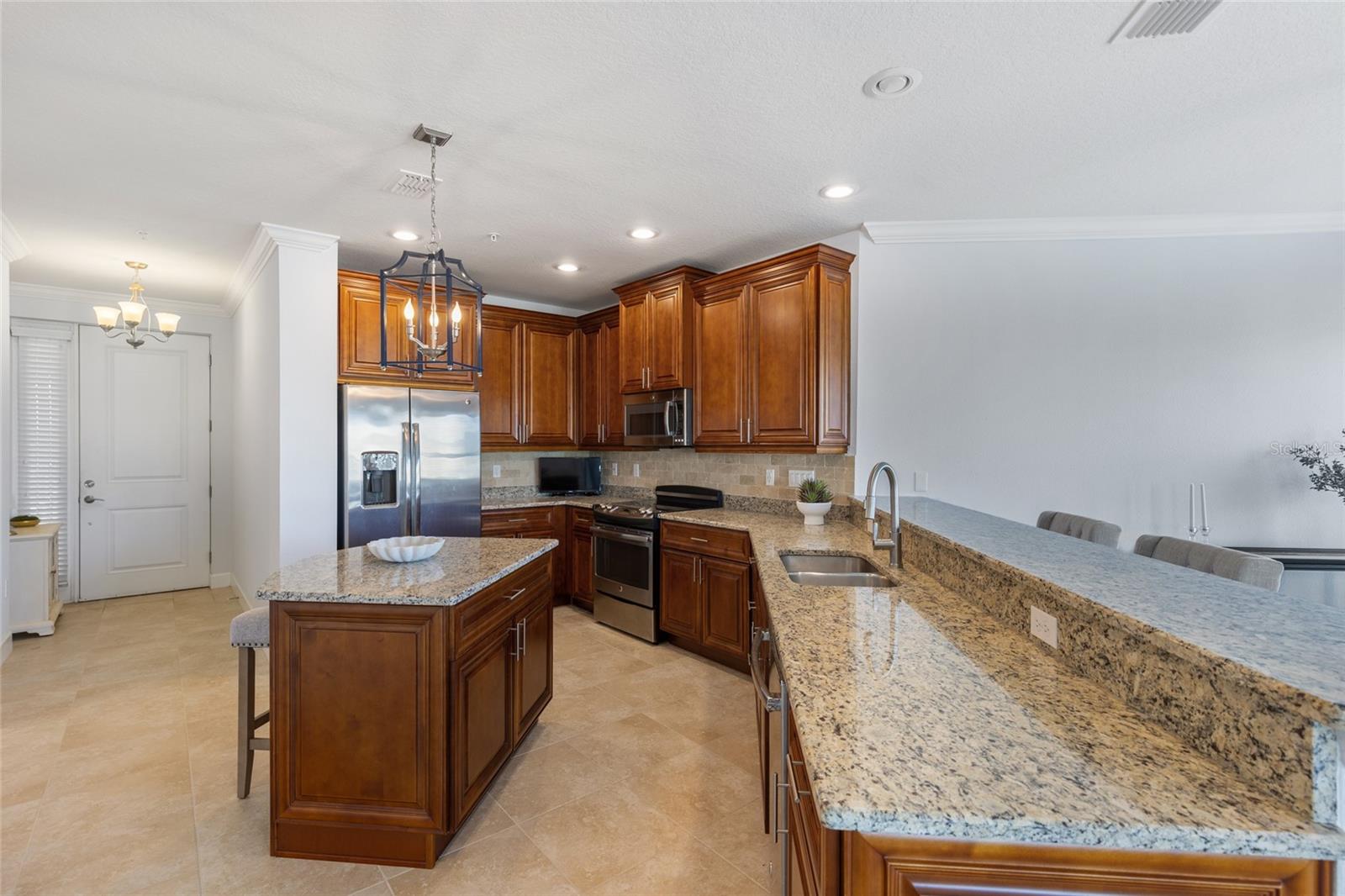 PALMA SOLA BAY CLUB PH 7 - Residential