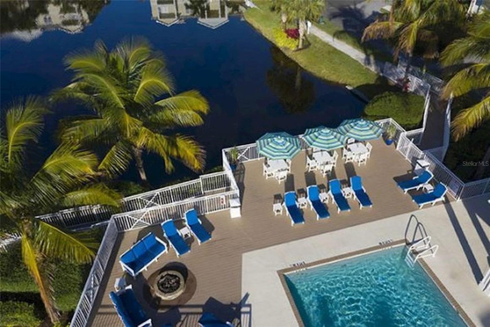 PALMA SOLA BAY CLUB PH 7 - Residential