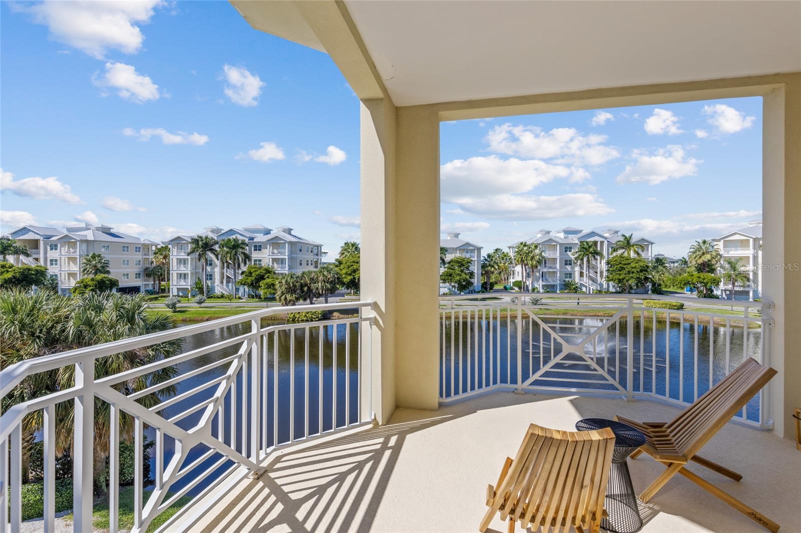 PALMA SOLA BAY CLUB PH 7 - Residential